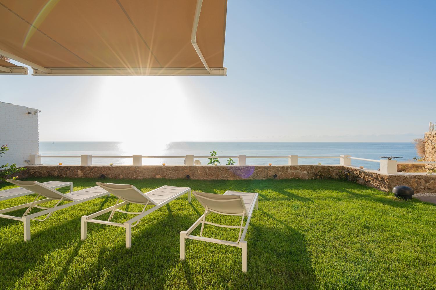 Private 250Sqm Garden Duplex, Jacuzzi, Cinema, Sea View Escape Apartamento Torremolinos Exterior foto