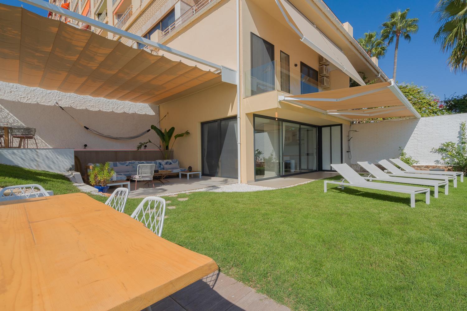 Private 250Sqm Garden Duplex, Jacuzzi, Cinema, Sea View Escape Apartamento Torremolinos Exterior foto