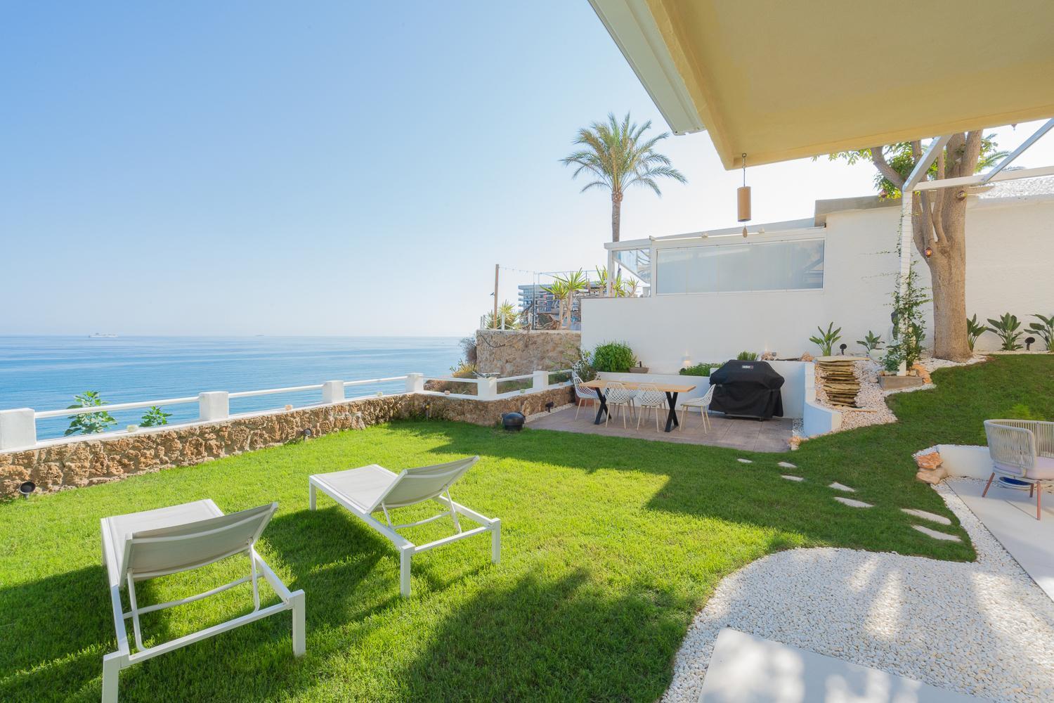 Private 250Sqm Garden Duplex, Jacuzzi, Cinema, Sea View Escape Apartamento Torremolinos Exterior foto